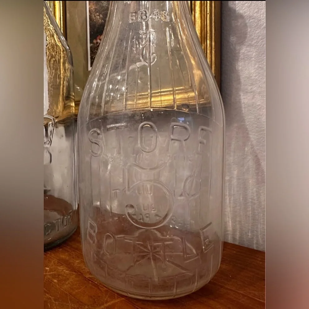 Collection of 6 Vintage Milk Bottles Leche Country Farmhouse - Picture 3 of 6